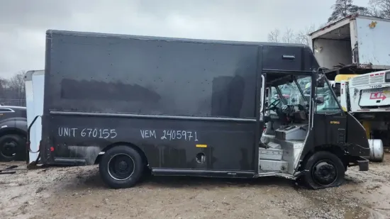 Picture of 2009-freightliner-mt45-chassis-truck-delivery